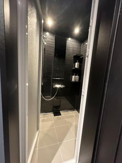 Apartment Us311山手线上野日本著名设计师设计公寓，直达上野2分直达新宿，涉谷，秋叶原，东京，便利店饮食店满载 *